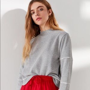 ISO Tommy Hilfiger uo quilted iconic sweatshirt